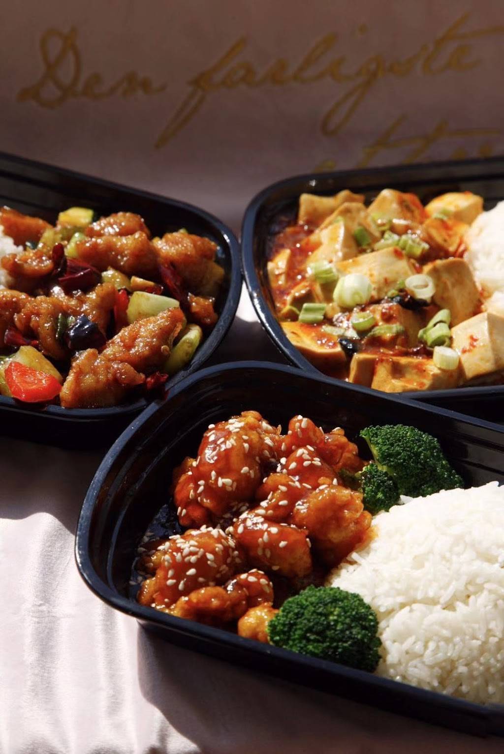 Millions of Milk Tea | cafe | 1990 N High St, Columbus, OH 43201, USA | 6145250030 OR +1 614-525-0030