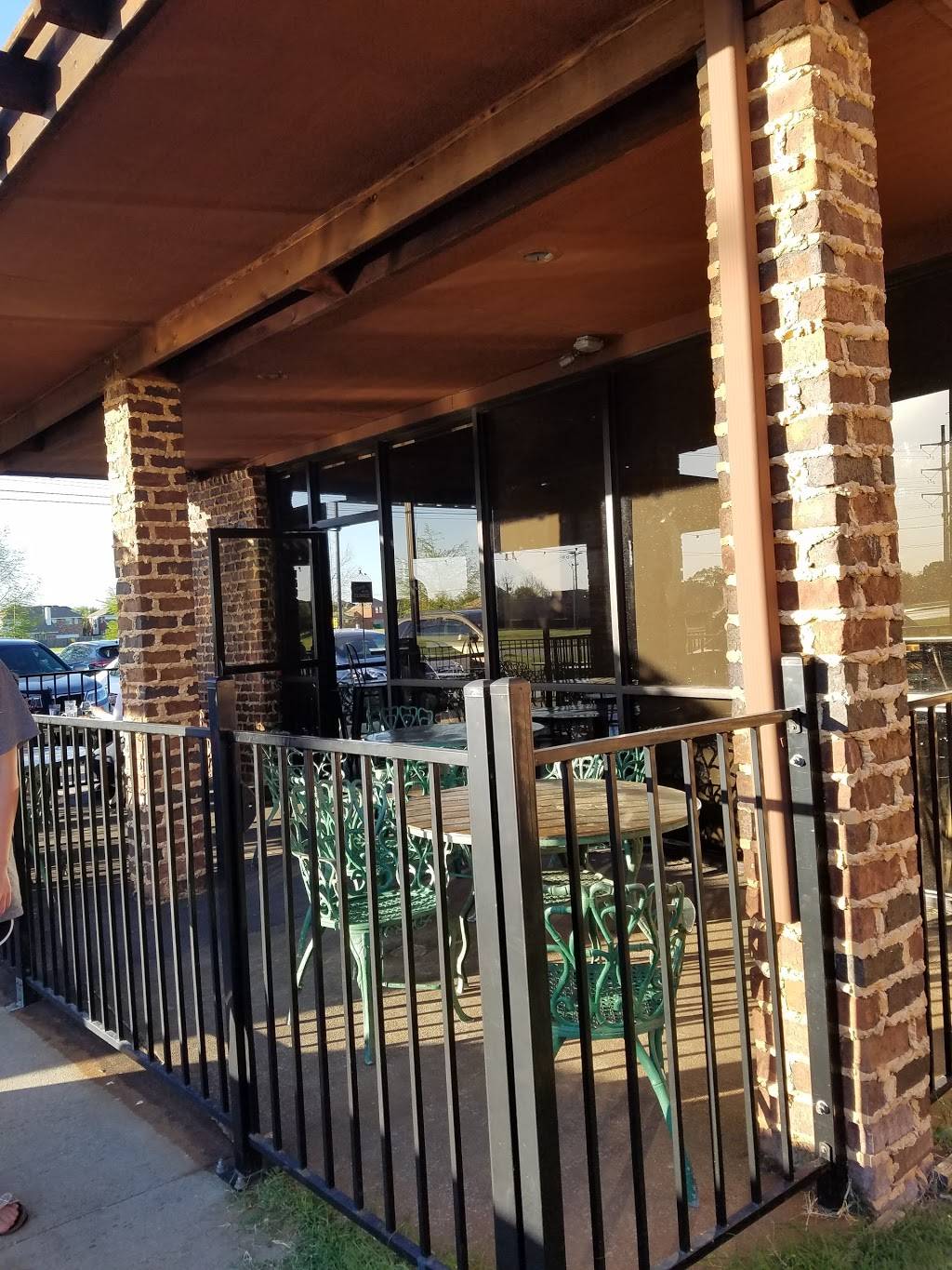 denos kitchen & spirits | restaurant | 8120 Lakeview Pkwy #100, Rowlett, TX 75088, USA | 9724127622 OR +1 972-412-7622