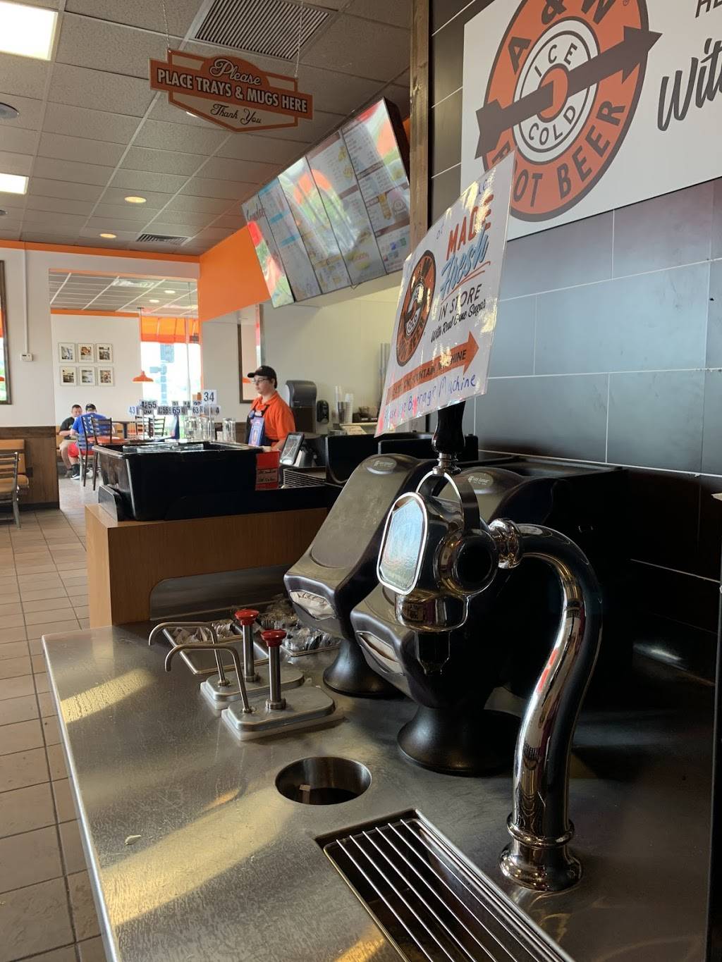 A&W Restaurant | restaurant | 3788 Elm St, St Charles, MO 63301, USA | 6364939268 OR +1 636-493-9268