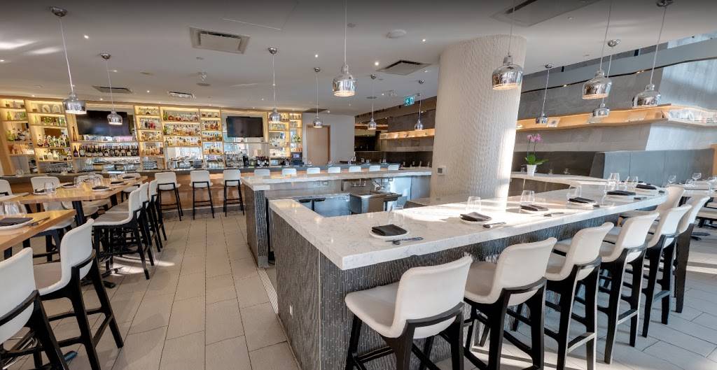Miku Toronto | restaurant | 10 Bay St # 105, Toronto, ON M5J 2R8, Canada | 6473477347 OR +1 647-347-7347
