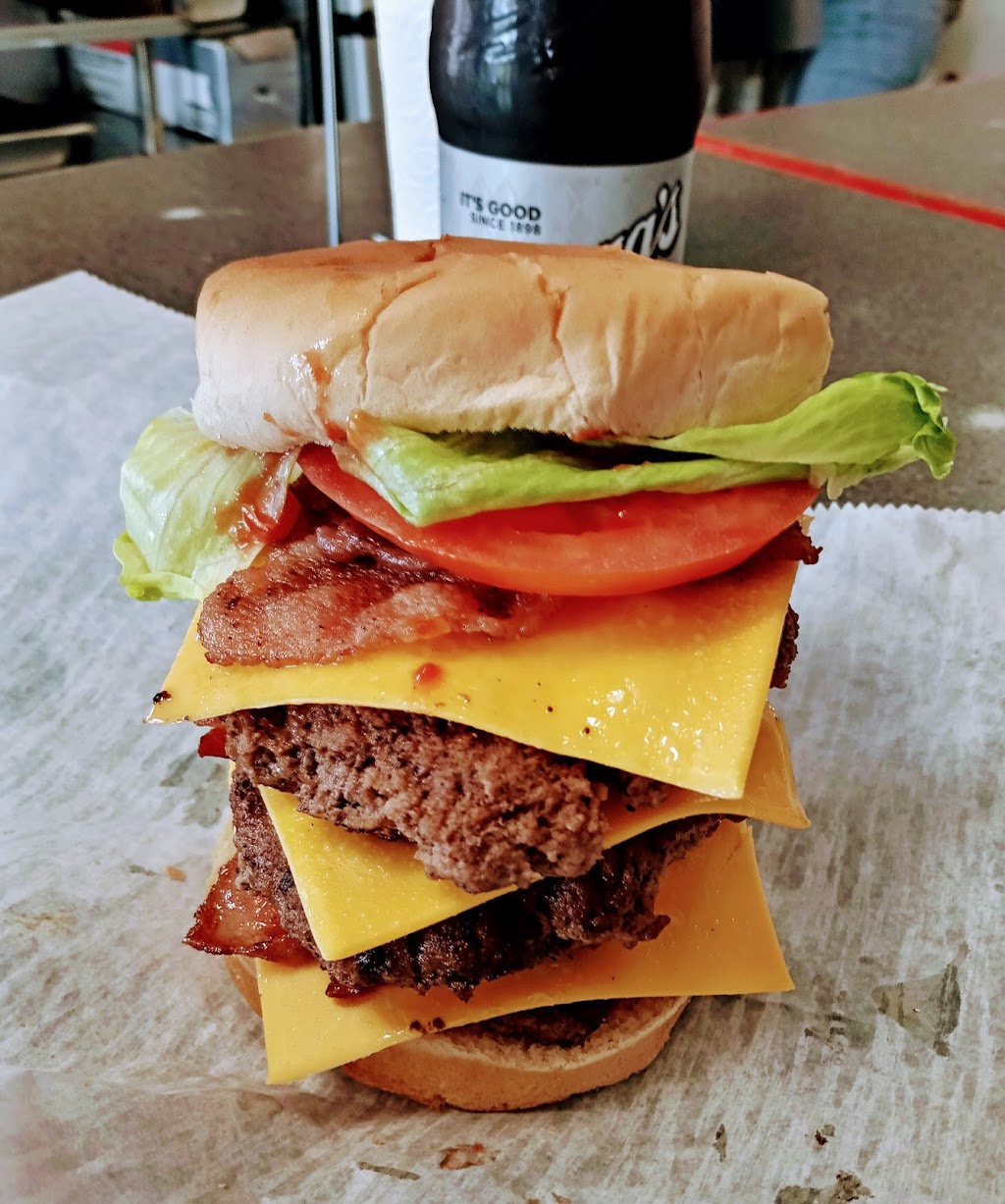 H & M Hot Dogs | restaurant | 43 9th St, Defuniak Springs, FL 32435, USA | 8508929100 OR +1 850-892-9100