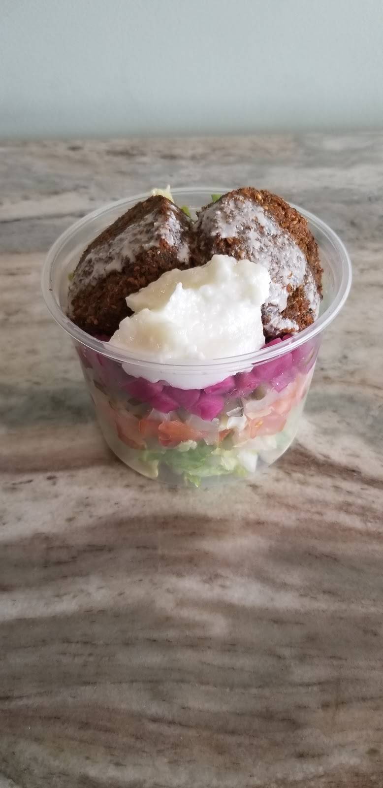 Essex Shawarma | restaurant | 316 Talbot St N, Essex, ON N8M 2W6, Canada | 5199619331 OR +1 519-961-9331