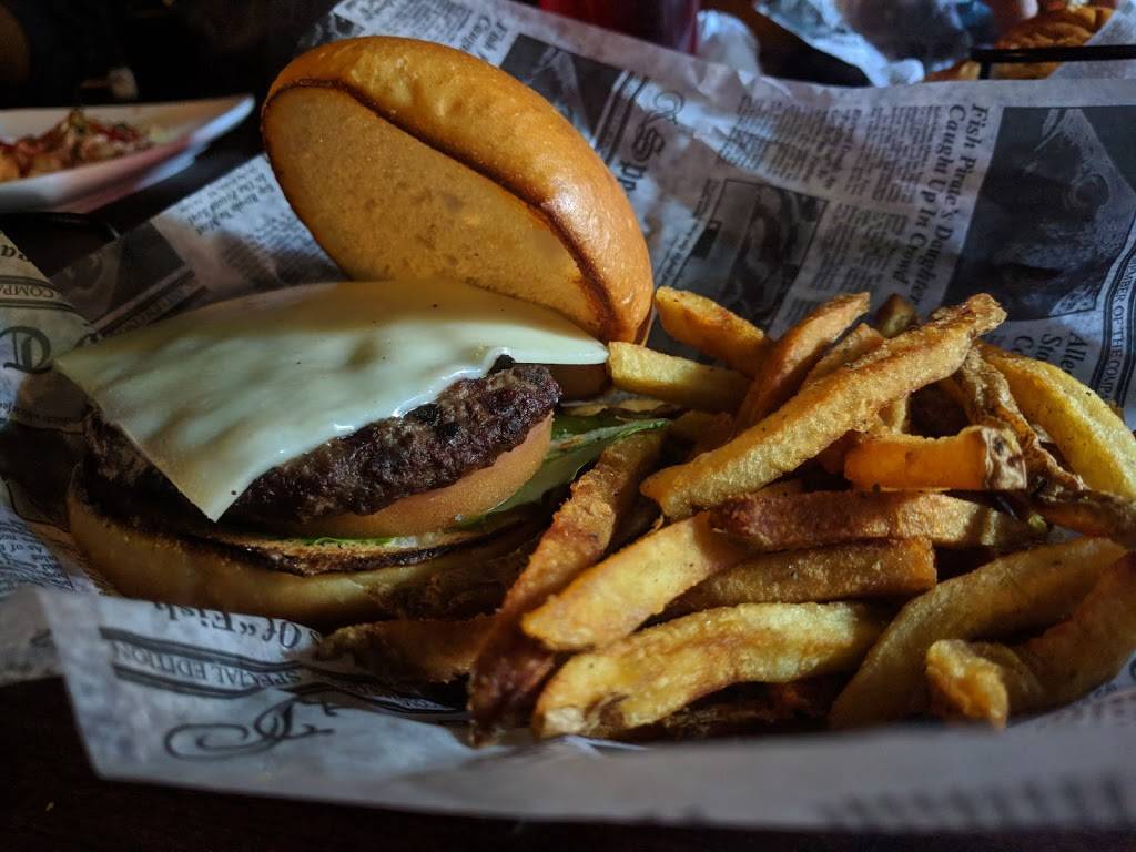 Pub Mahone | restaurant | 31 E Gay St, Columbus, OH 43215, USA | 6142282570 OR +1 614-228-2570