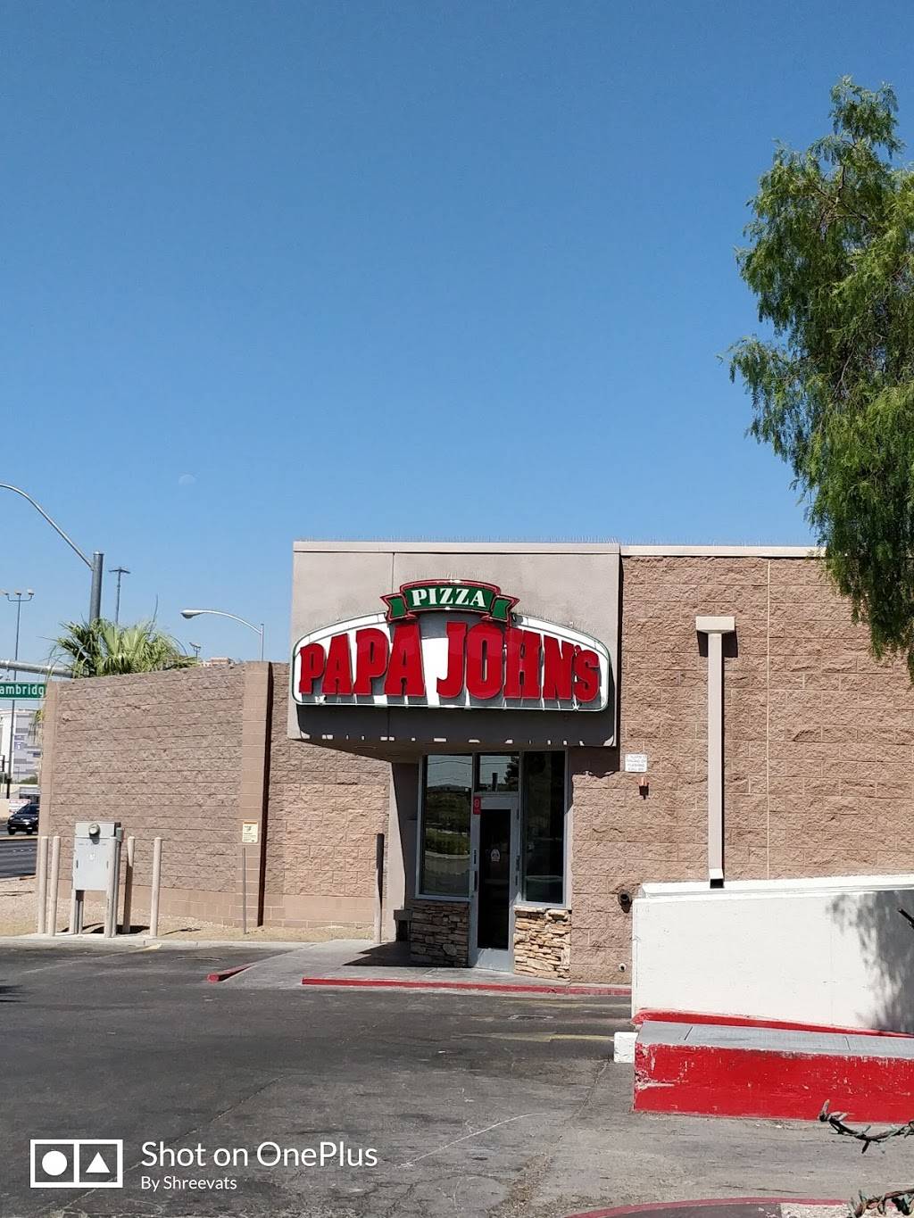 Papa Johns Pizza | restaurant | 1010 E Desert Inn Rd, Las Vegas, NV 89109, USA | 7029387272 OR +1 702-938-7272