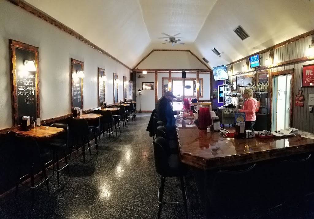 Sixth & Main | restaurant | 202 N Main St, Evart, MI 49631, USA | 2315151188 OR +1 231-515-1188