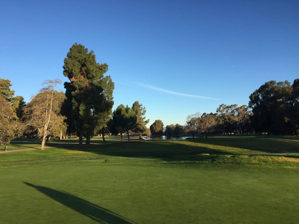 Skywest Golf Course | restaurant | 1401 Golf Course Rd, Hayward, CA 94541, USA | 5103172301 OR +1 510-317-2301