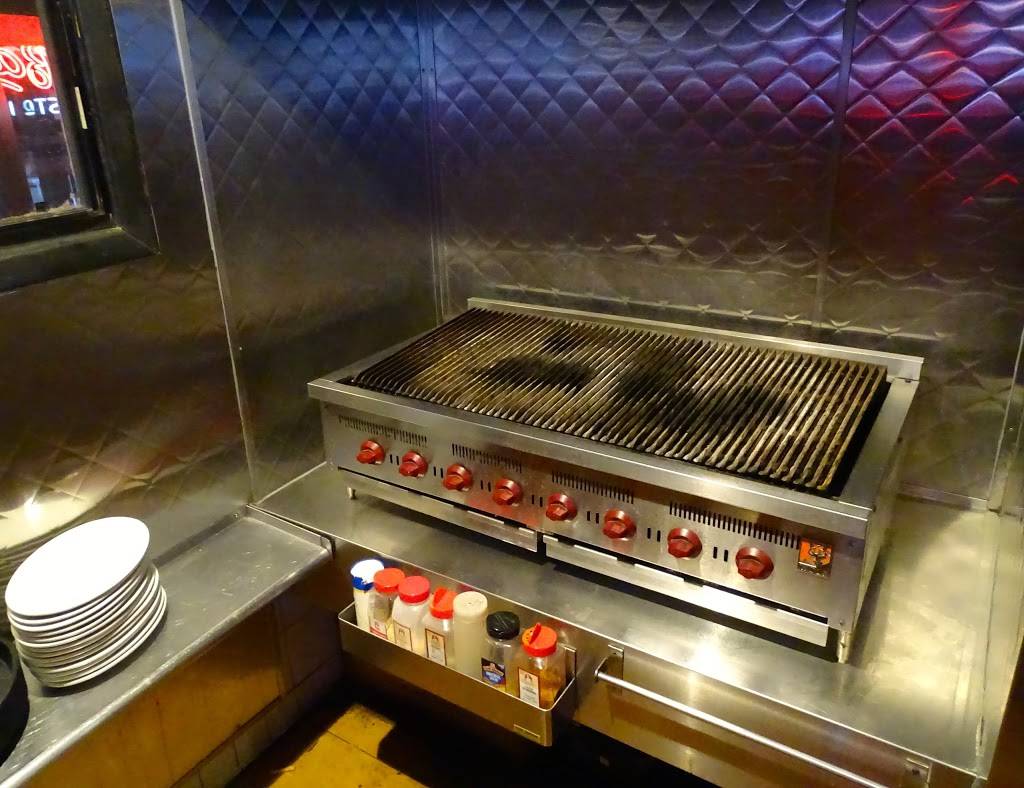 IB Forum Sports Bar & Grill | restaurant | 1079 Seacoast Dr, Imperial Beach, CA 91932, USA | 6194297507 OR +1 619-429-7507