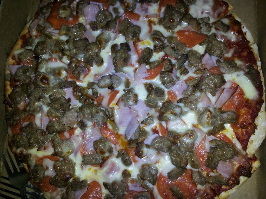 Di Stefanos Pizza Palace | restaurant | 4630 W Forest Home Ave, Milwaukee, WI 53219, USA | 4143219600 OR +1 414-321-9600