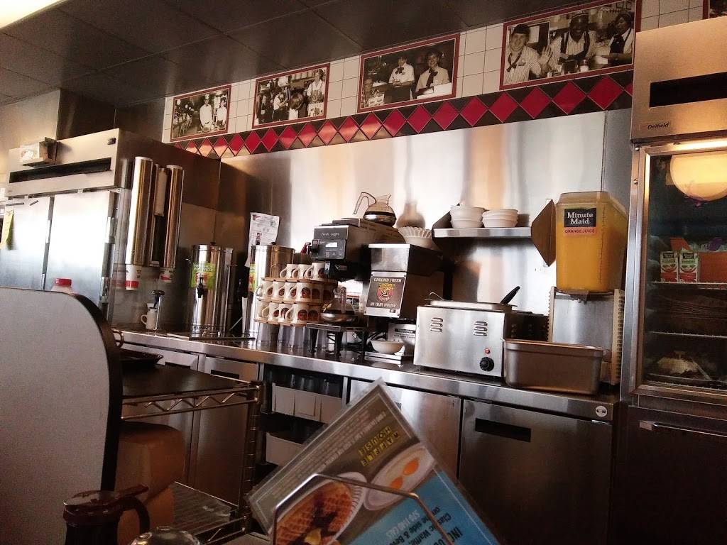 Waffle House | meal takeaway | 7733 Cox Rd, West Chester Township, OH 45069, USA | 5137551259 OR +1 513-755-1259