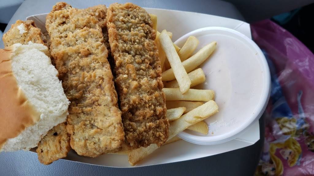 Cottons Fried Chicken | restaurant | 705 Homer Rd, Minden, LA 71055, USA | 3183776679 OR +1 318-377-6679