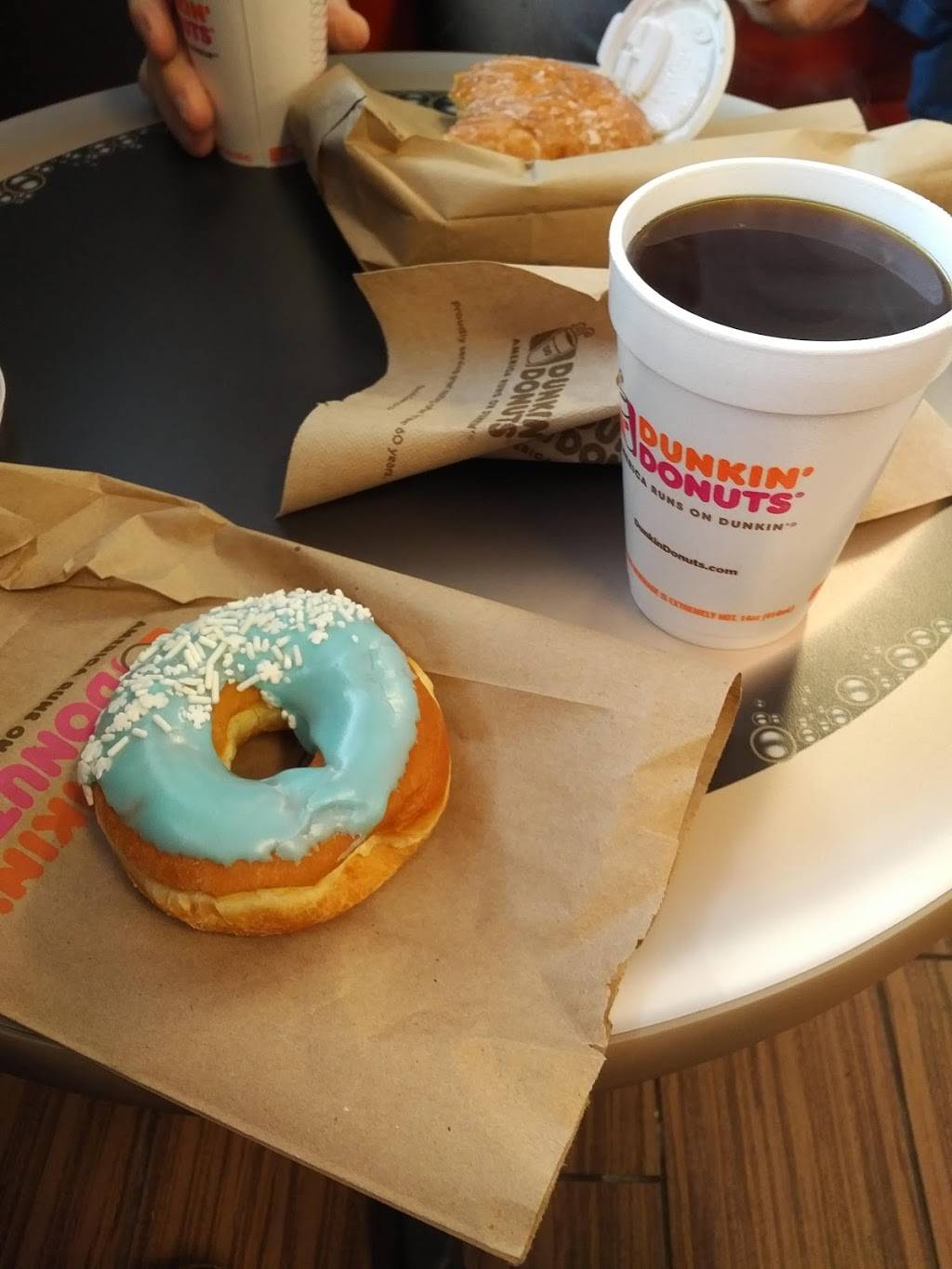 Dunkin | bakery | 38 Sterling Rd, Mt Pocono, PA 18344, USA | 5708399609 OR +1 570-839-9609