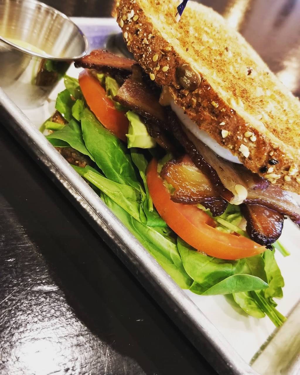 Nourish Juice Bar + Kalos Coffee Co | cafe | 2155 Durham Dr #101, Houston, TX 77007, USA | 8324264381 OR +1 832-426-4381