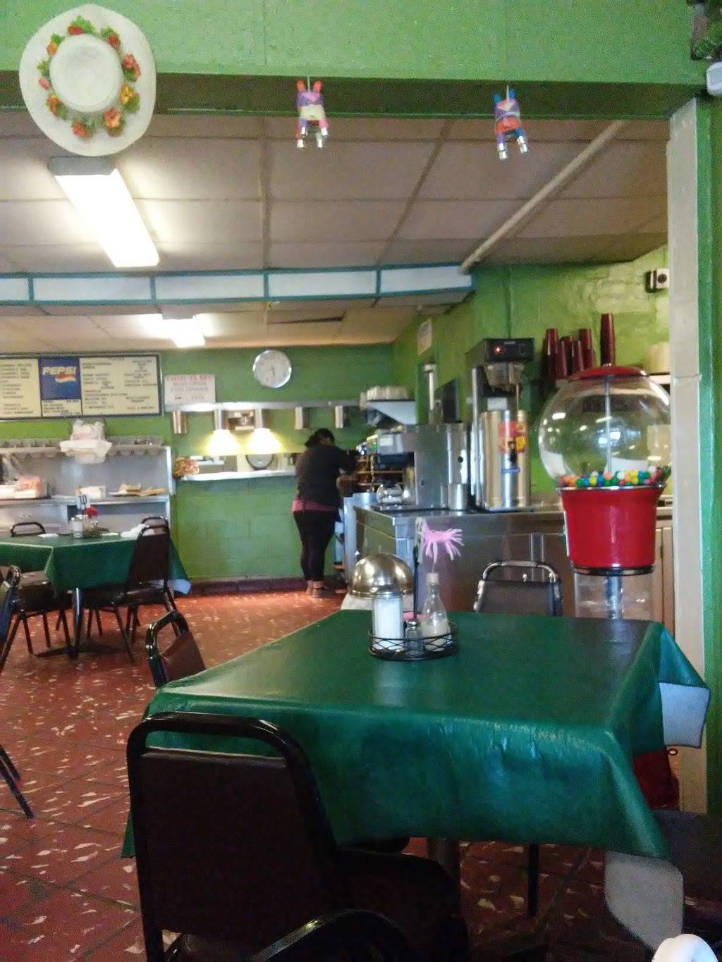 Tacos El Rey | restaurant | 1821 Castroville Rd, San Antonio, TX 78237, USA | 2104323663 OR +1 210-432-3663