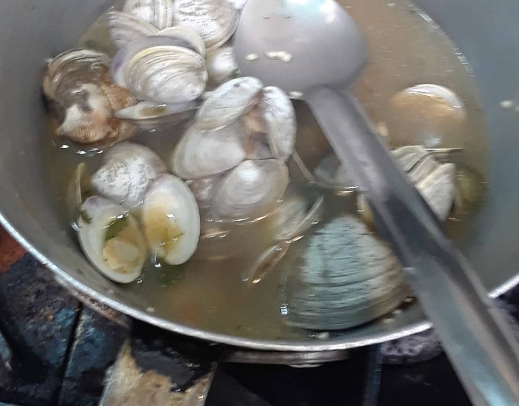 La Lomita Restaurant | restaurant | 1330 Pennsylvania Ave SE, Washington, DC 20003, USA | 2025463109 OR +1 202-546-3109