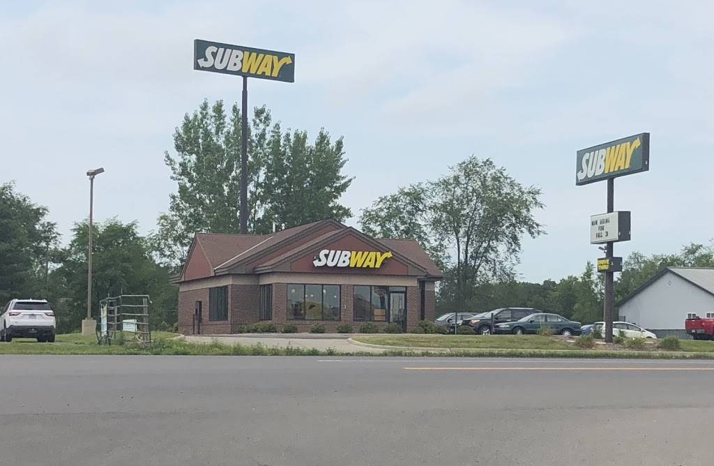 Subway | meal takeaway | 915 MN-24, Clearwater, MN 55320, USA | 3205584502 OR +1 320-558-4502