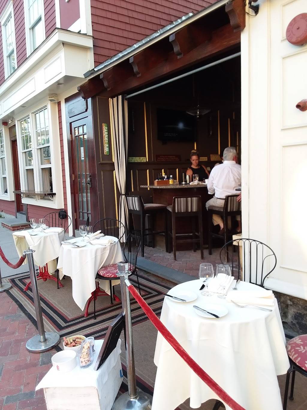 Bouchard Inn & Restaurant | restaurant | 505 Thames St, Newport, RI 02840, USA | 4018460123 OR +1 401-846-0123