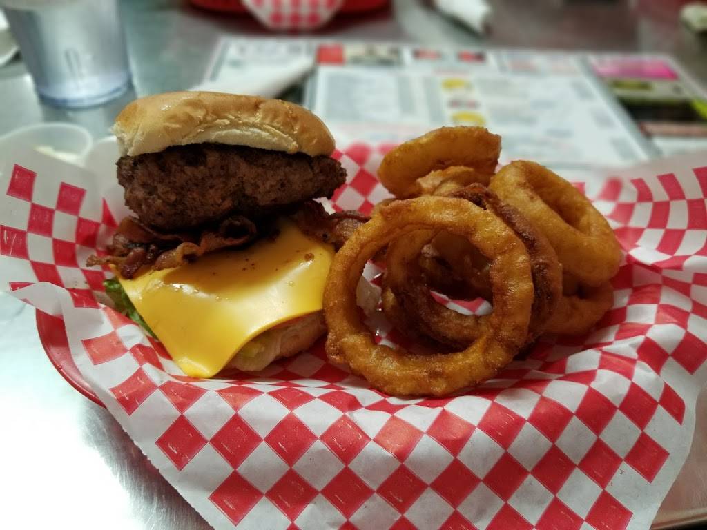 S & L Restaurant | restaurant | 2915 S Combee Rd, Eaton Park, FL 33840, USA | 8636650731 OR +1 863-665-0731