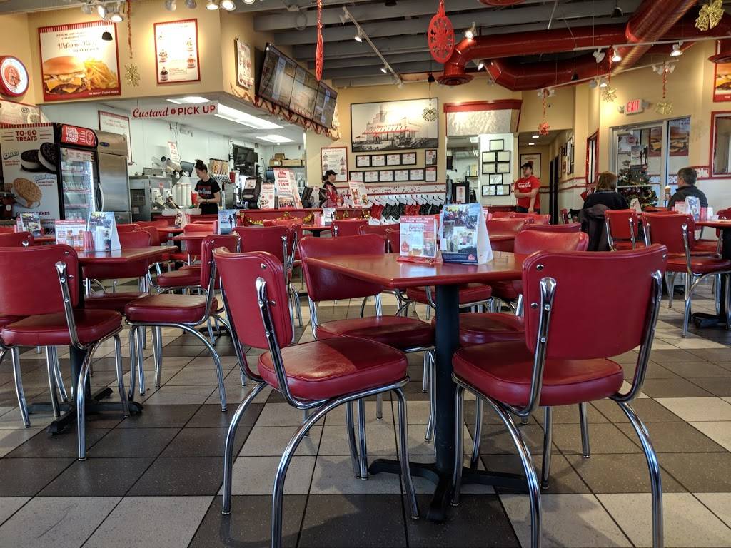 Freddys Frozen Custard & Steakburgers | restaurant | 5501 Wilmington Pike, Centerville, OH 45459, USA | 9372627700 OR +1 937-262-7700