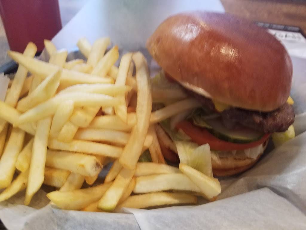 Logan Eats | restaurant | 3129 W Armitage Ave, Chicago, IL 60647, USA | 7736977330 OR +1 773-697-7330