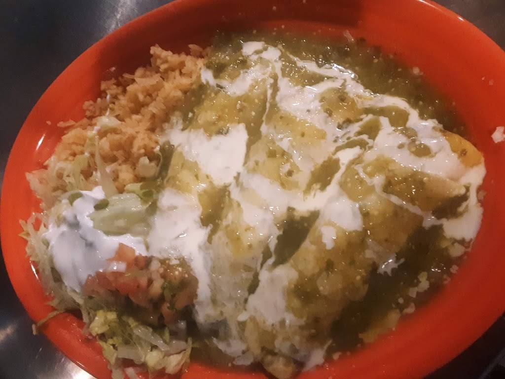 La Pinata Mexican Grill | restaurant | 4219 E Station Rd, Roanoke, IN 46783, USA | 2606728848 OR +1 260-672-8848