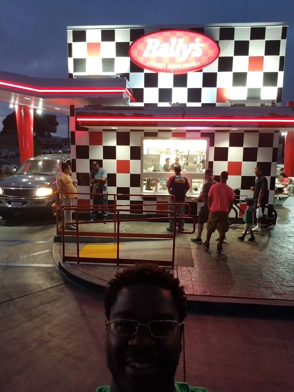 Rallys | restaurant | 931 S 30th St, San Diego, CA 92113, USA | 6195468595 OR +1 619-546-8595