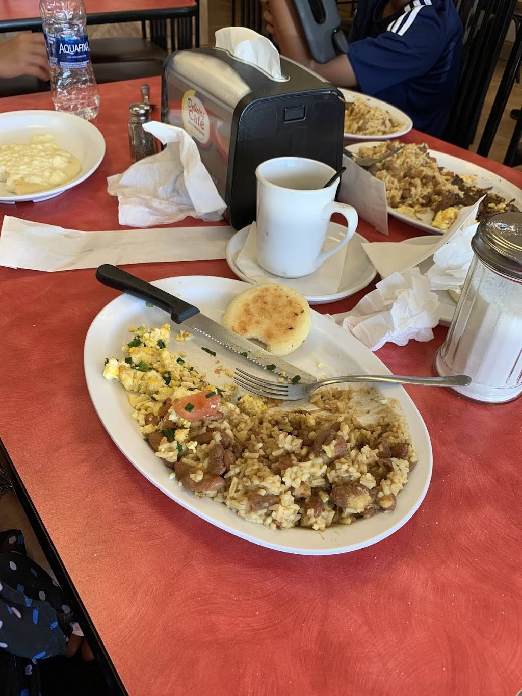 Delicias Café US BVL | restaurant | 2540 Simpson Rd, Kissimmee, FL 34744, USA | 4075305706 OR +1 407-530-5706