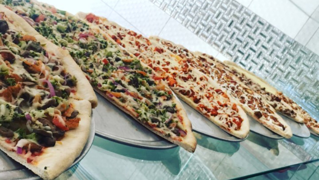 5 Star Pizza and Burgers | restaurant | 295 E Gun Hill Rd, Bronx, NY 10467, USA | 3478437342 OR +1 347-843-7342