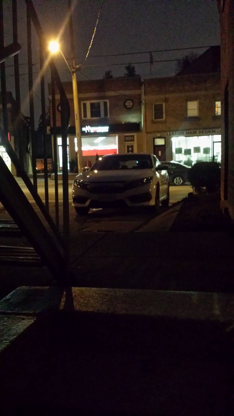 Mammas Pizza | restaurant | 1627 Bayview Ave, East York, ON M4G 3B5, Canada | 4164874443 OR +1 416-487-4443