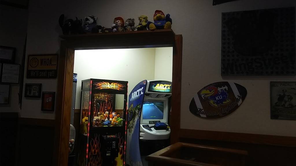 Pizza Hut | meal takeaway | 422 N Summit St, Arkansas City, KS 67005, USA | 6204421900 OR +1 620-442-1900