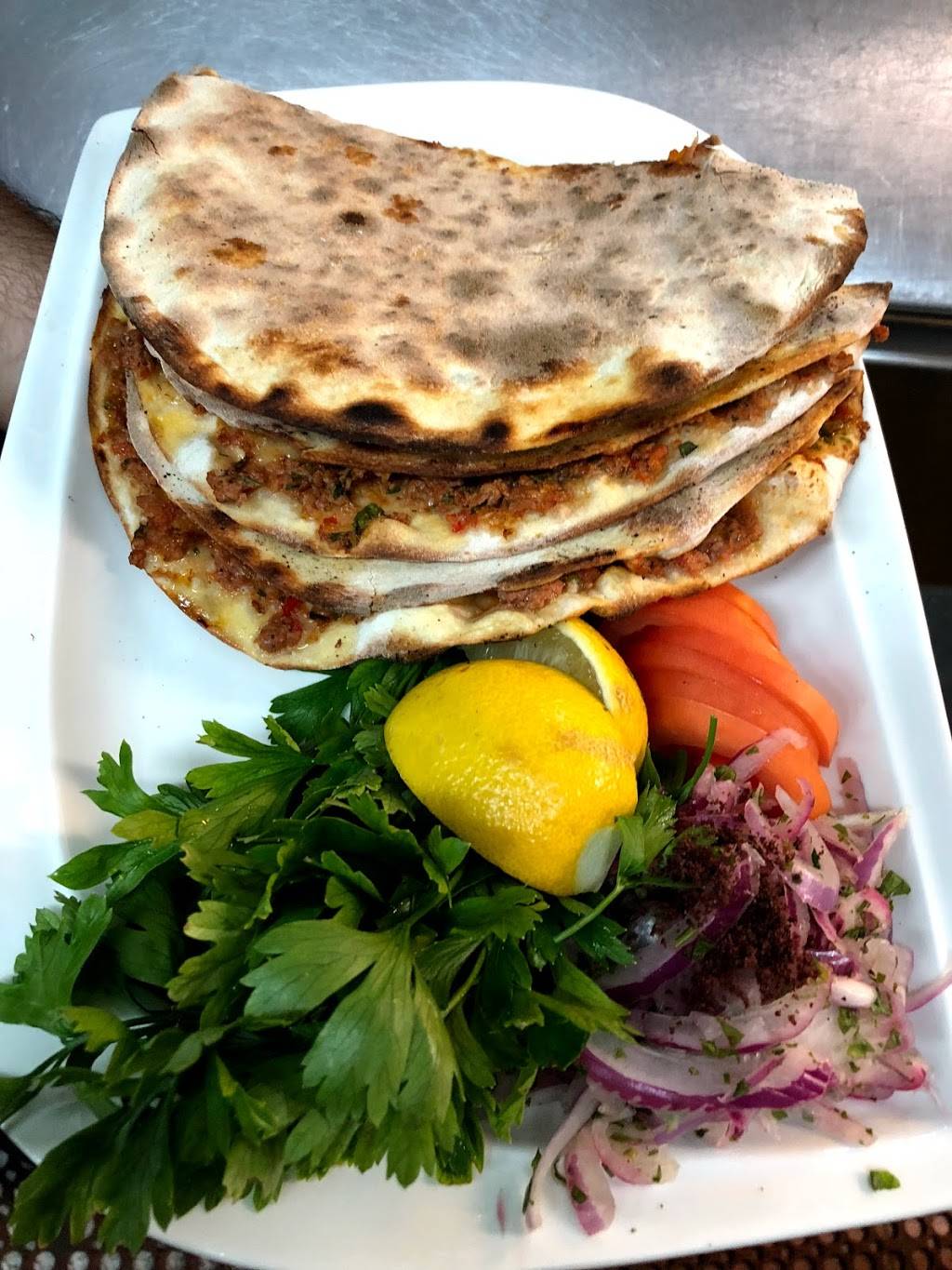 Tava | restaurant | 318 5th Ave, Brooklyn, NY 11215, USA | 7184995600 OR +1 718-499-5600