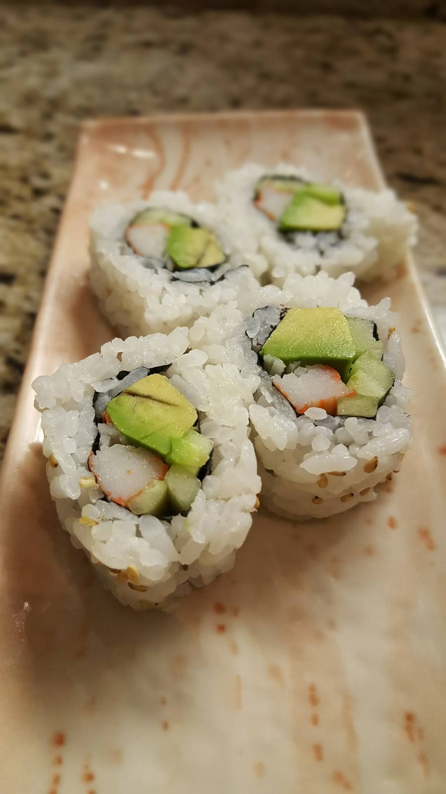 Sushi Ken | restaurant | 7, 4206 E Chandler Blvd, Phoenix, AZ 85048, USA | 4807067060 OR +1 480-706-7060