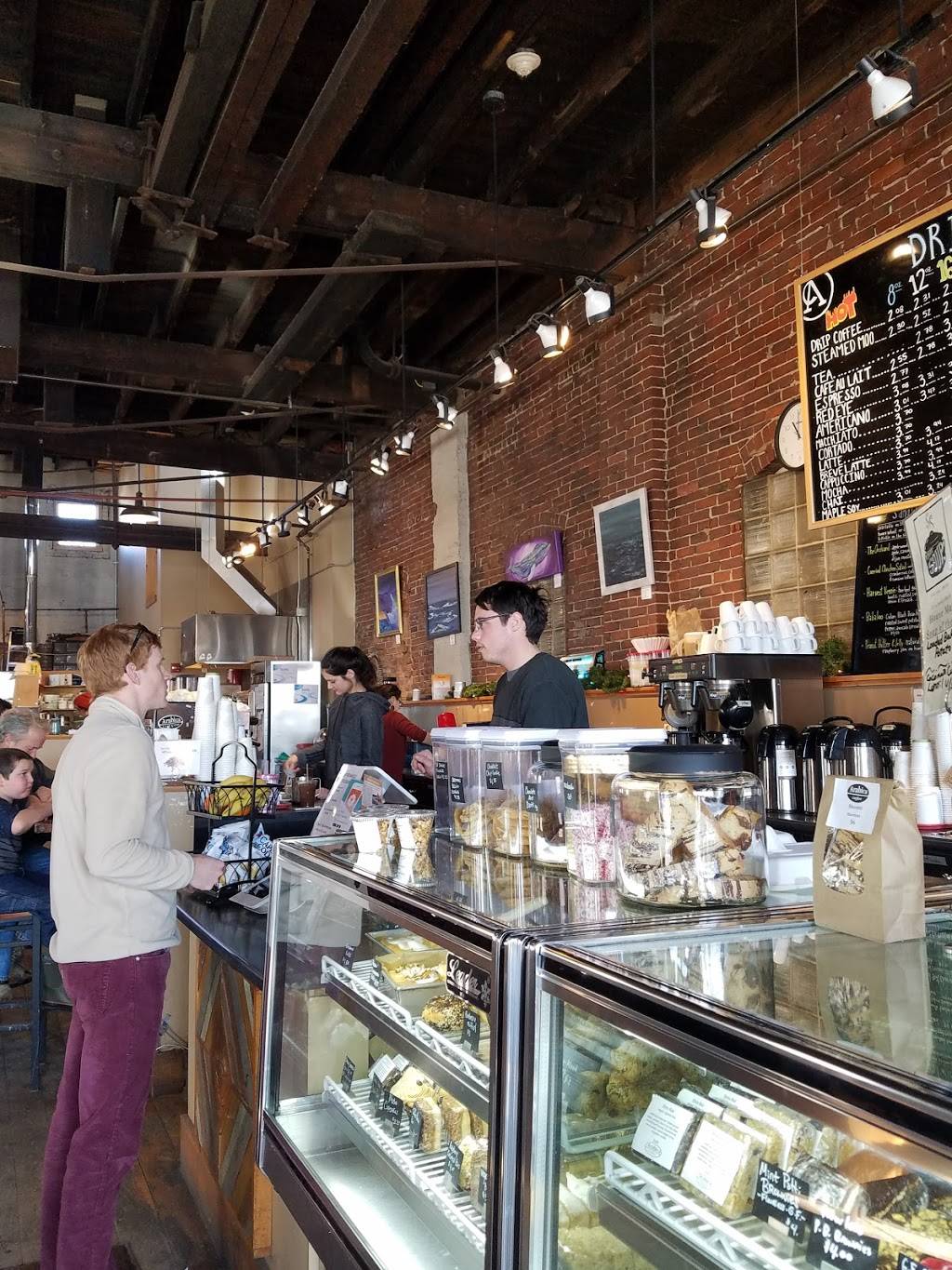 Arabica Coffee House | bakery | 9 Commercial St, Portland, ME 04101, USA | 2072106473 OR +1 207-210-6473