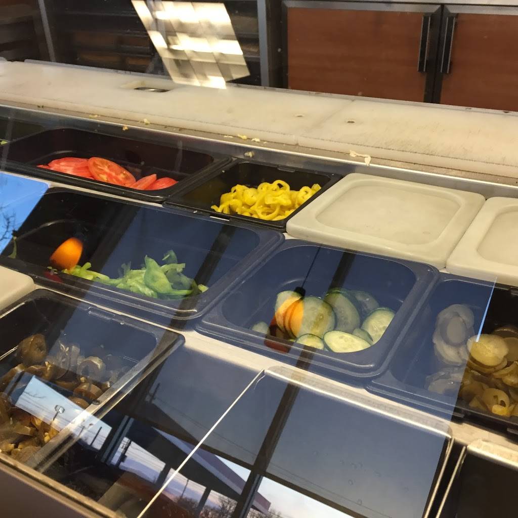 Subway | restaurant | 40341 Michigan Ave, Canton, MI 48188, USA | 7347288361 OR +1 734-728-8361