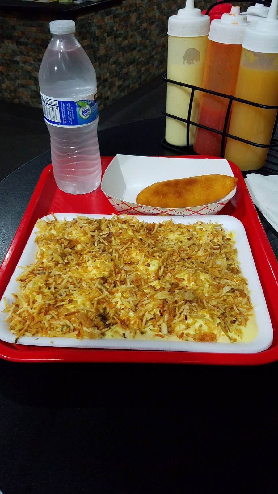 Dog House | restaurant | 7600 NW 186th St, Hialeah, FL 33015, USA | 3058198881 OR +1 305-819-8881