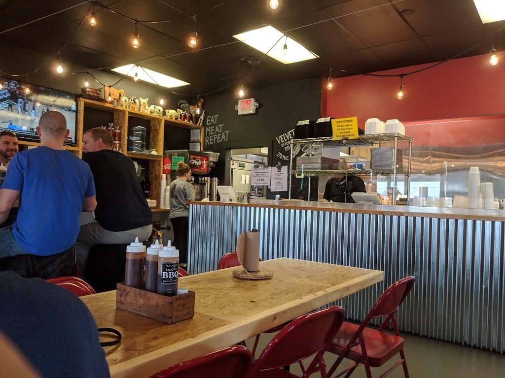 Velvet Smoke BBQ - Harrison | restaurant | 10515 New Haven Rd, Harrison, OH 45030, USA | 5133675227 OR +1 513-367-5227
