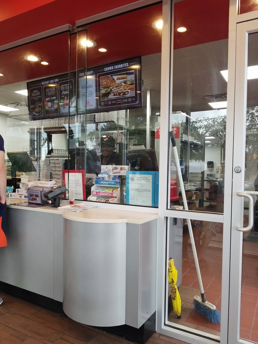 Dominos Pizza | meal delivery | 6404 Telephone Rd, Houston, TX 77061, USA | 7136492367 OR +1 713-649-2367