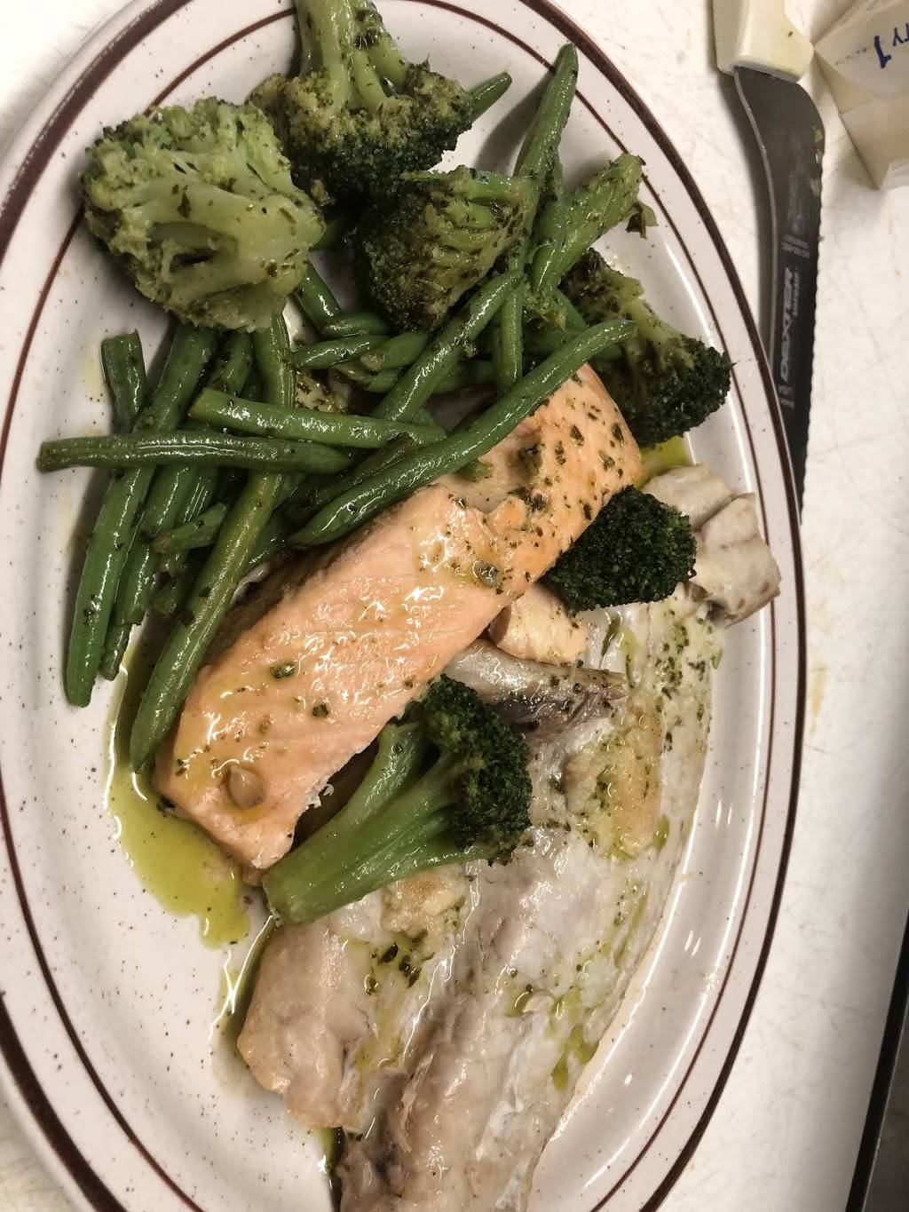 Paradise Pizzeria Family Restaurant | restaurant | 2900 Airline Blvd, Portsmouth, VA 23701, USA | 7574880260 OR +1 757-488-0260