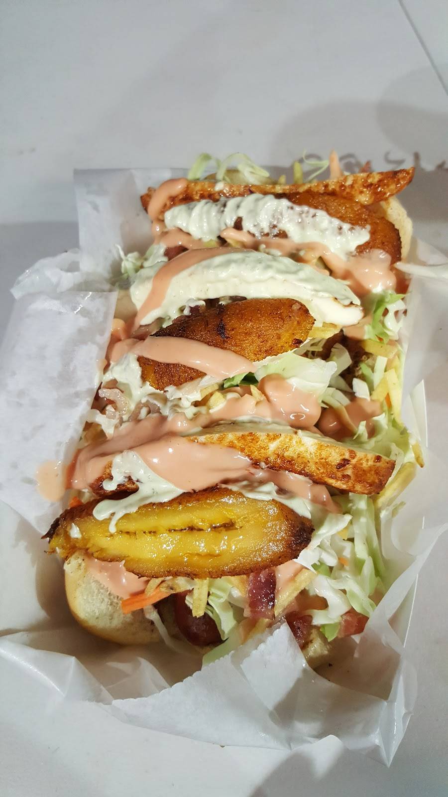 Chimi El Tigre | restaurant | 19851 NW 57th Ave, Opa-locka, FL 33055, USA | 3058766422 OR +1 305-876-6422