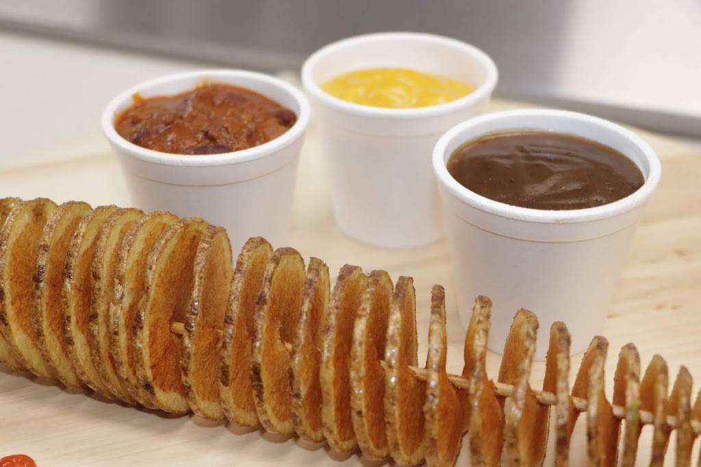 Sub King Plus | restaurant | 3041 Dougall Ave #4, Windsor, ON N9E 1S3, Canada | 5199665464 OR +1 519-966-5464