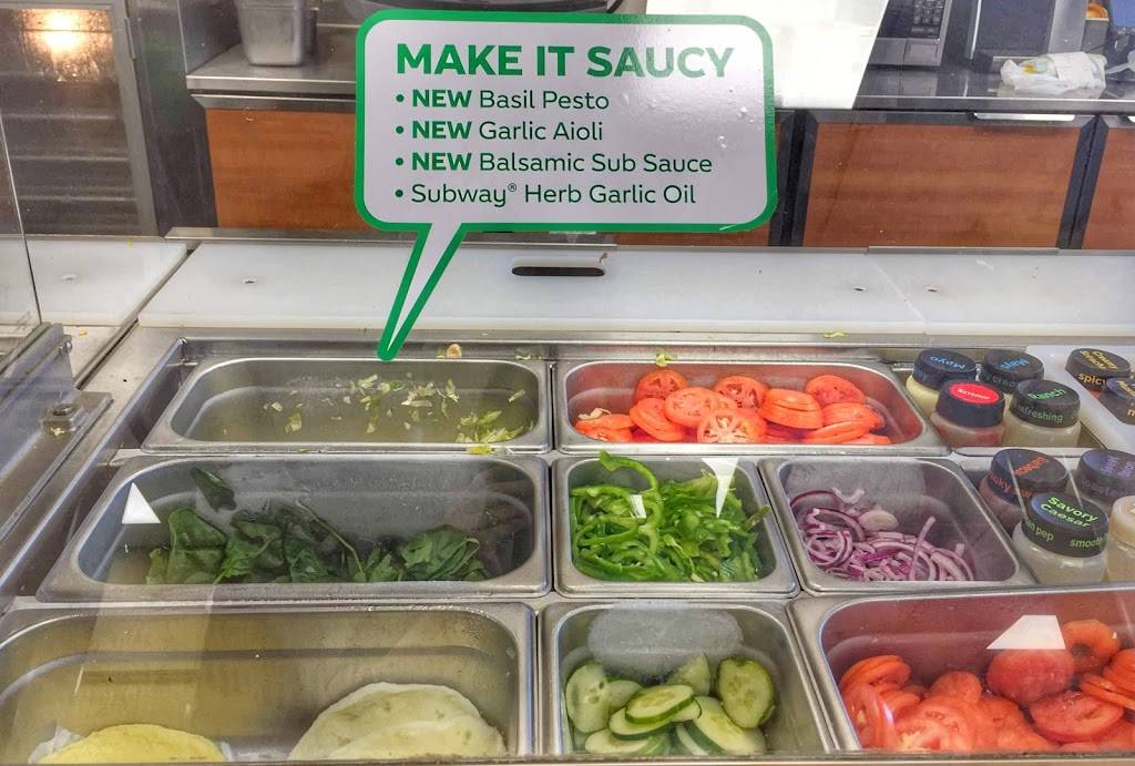 Subway | restaurant | 869 - 871 Main St, Waltham, MA 02452, USA | 7812098777 OR +1 781-209-8777
