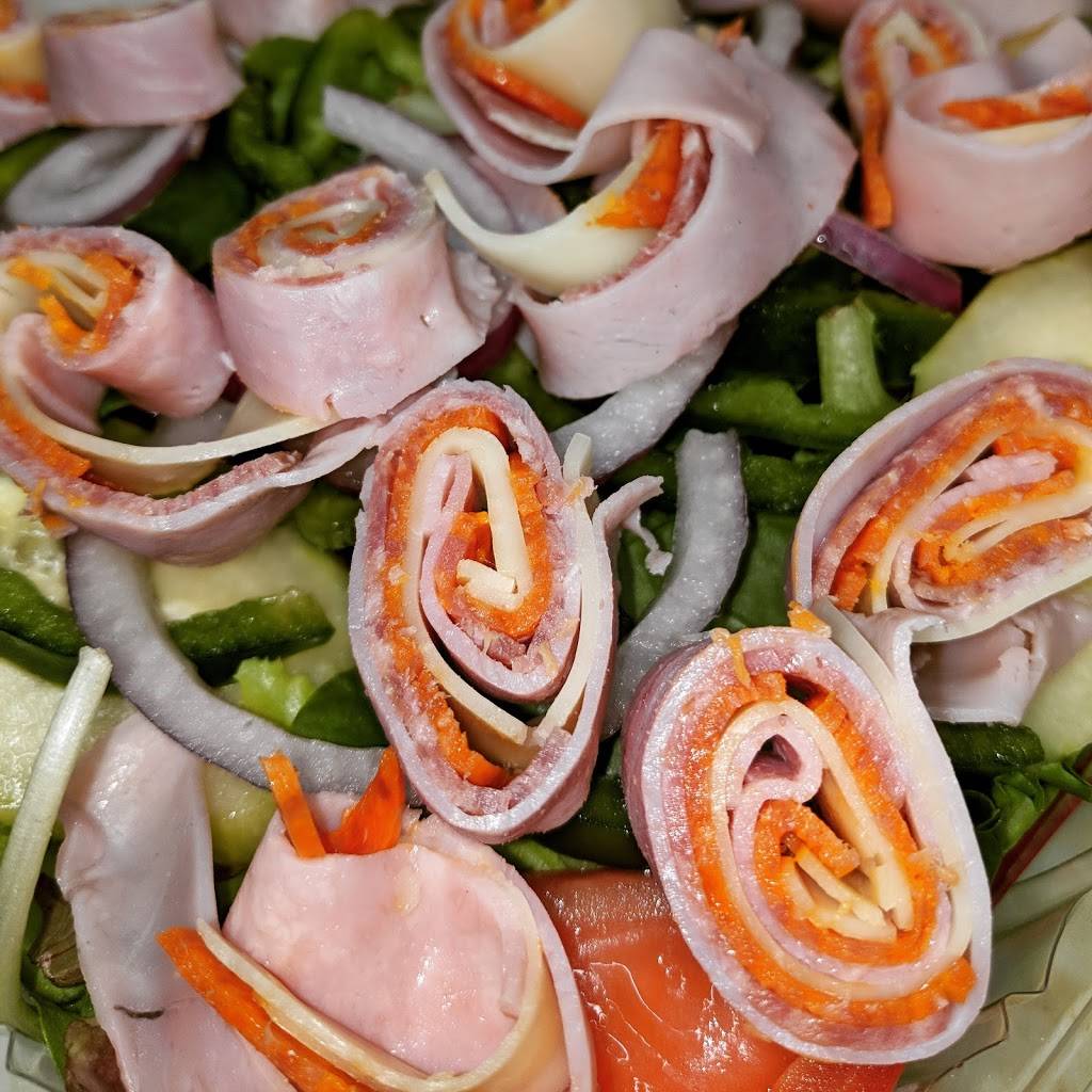 Wings’N’Pies New London | restaurant | 131 State St, New London, CT 06320, USA | 8604424700 OR +1 860-442-4700