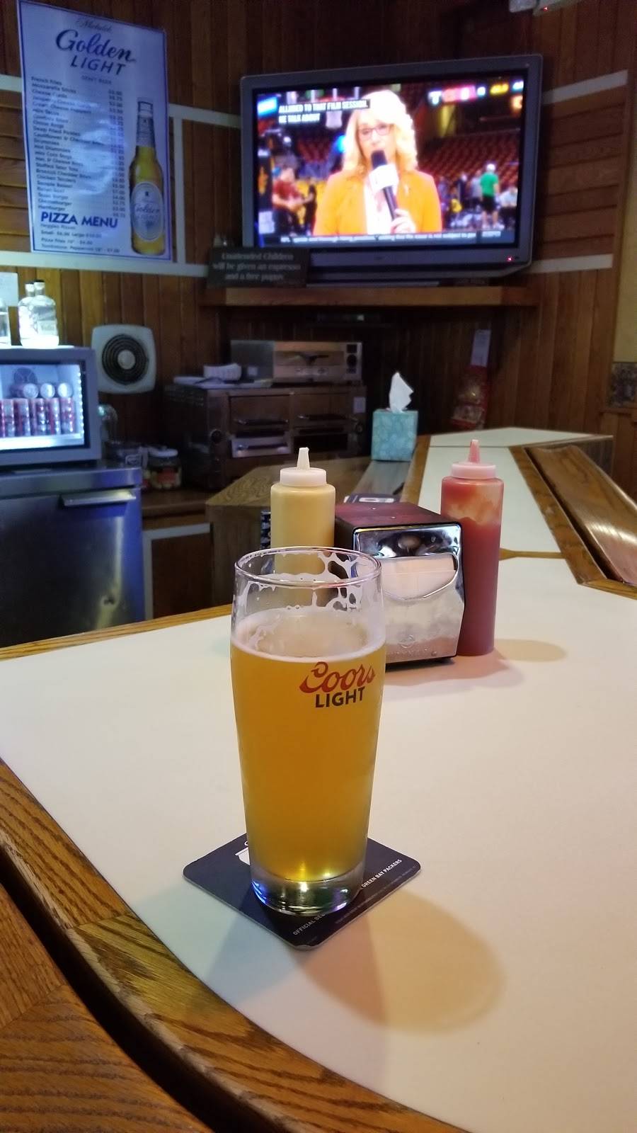 Do-Dodge-Inn | restaurant | 1339 Menomonie St, Eau Claire, WI 54703, USA | 7158329480 OR +1 715-832-9480