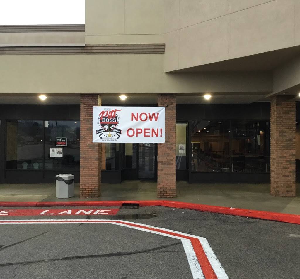 The Pitt Boss BBQ and Gamers Lounge | restaurant | 2077 Elm Rd NE, Warren, OH 44483, USA | 3304696929 OR +1 330-469-6929