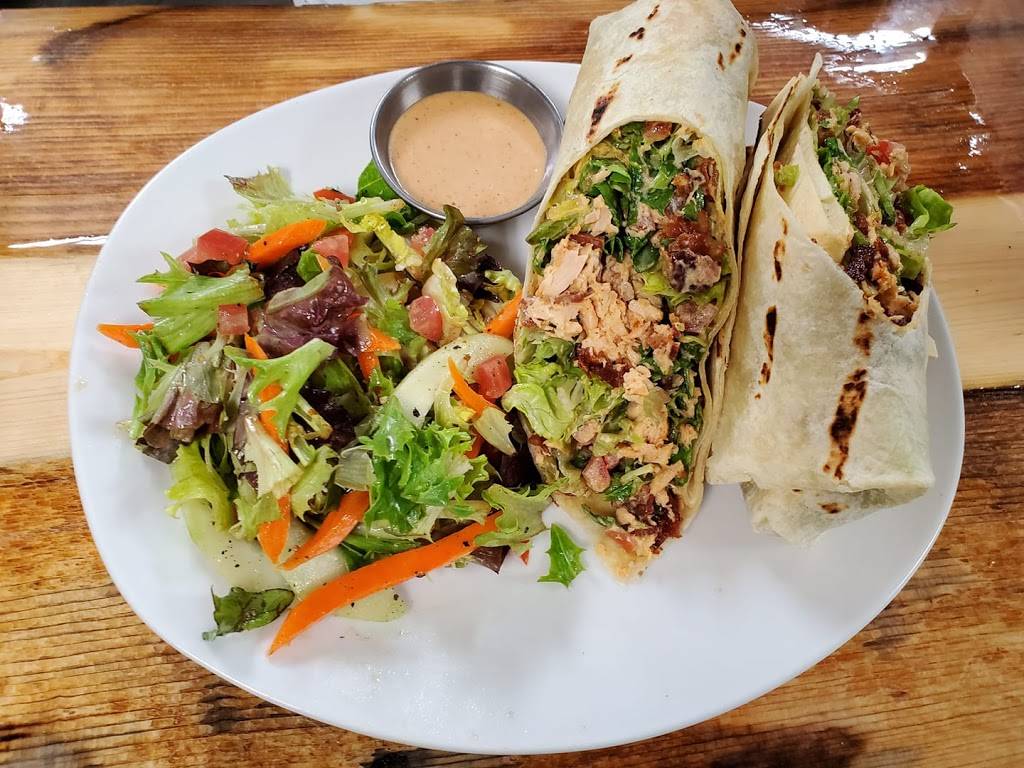 105 Social House | restaurant | 75 CO-105, Palmer Lake, CO 80133, USA | 7194812222 OR +1 719-481-2222