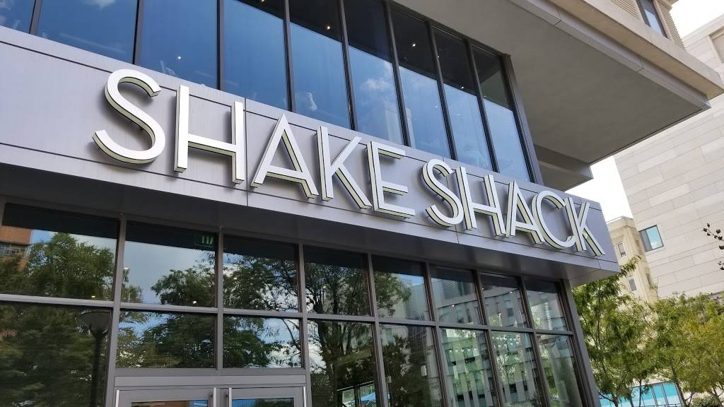 Shake Shack | restaurant | 3200 Chestnut St, Philadelphia, PA 19104, USA | 2673383464 OR +1 267-338-3464