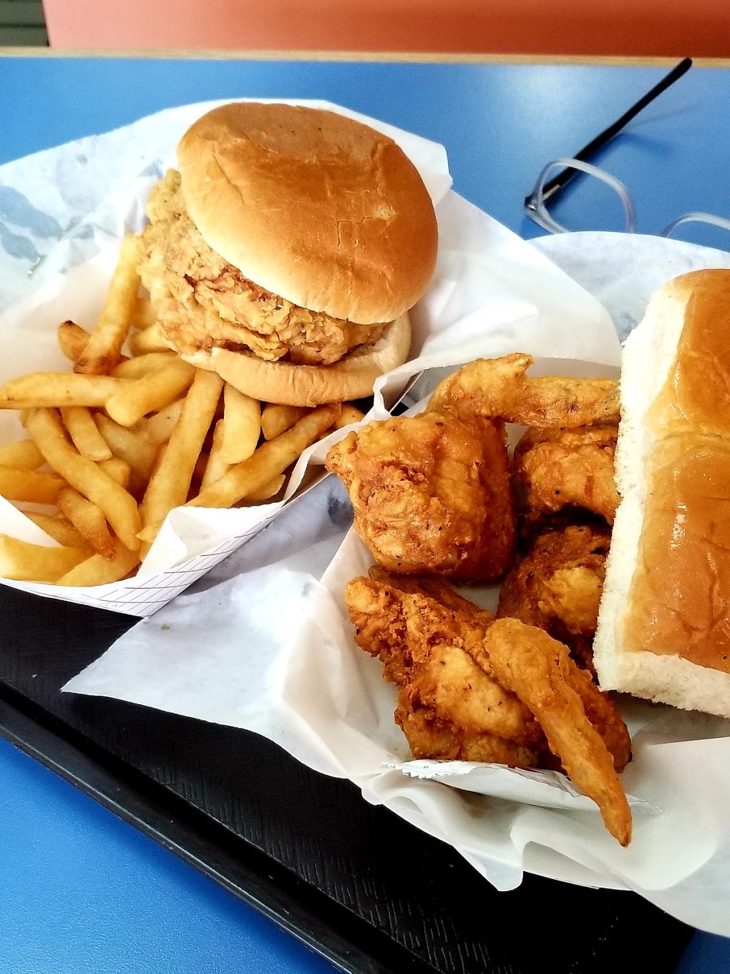 Drakes Duck-In | restaurant | 1544 Main St, Columbia, SC 29201, USA | 8037999290 OR +1 803-799-9290