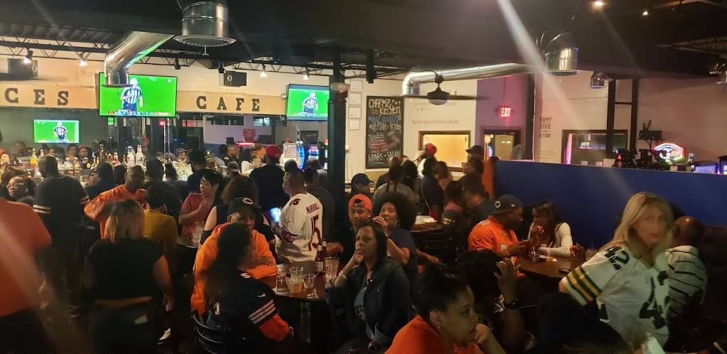 Aces Cafe | restaurant | 4838 183rd St, Country Club Hills, IL 60478, USA | 7089917174 OR +1 708-991-7174