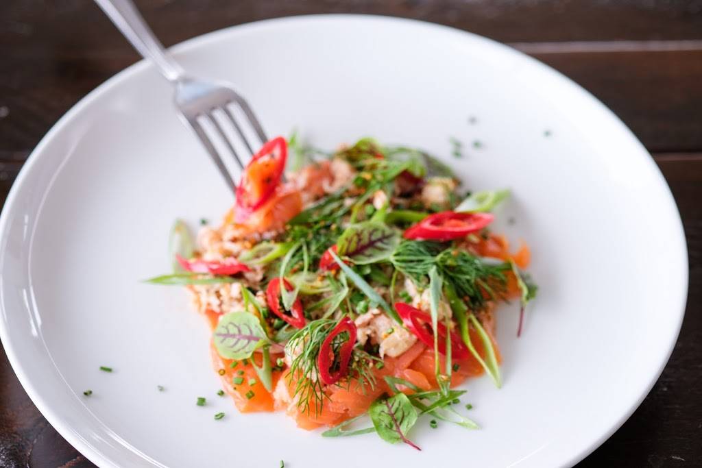 EDIE Bistro | restaurant | 297 Wellington St E #6, Aurora, ON L4G 6K9, Canada | 9058411922 OR +1 905-841-1922