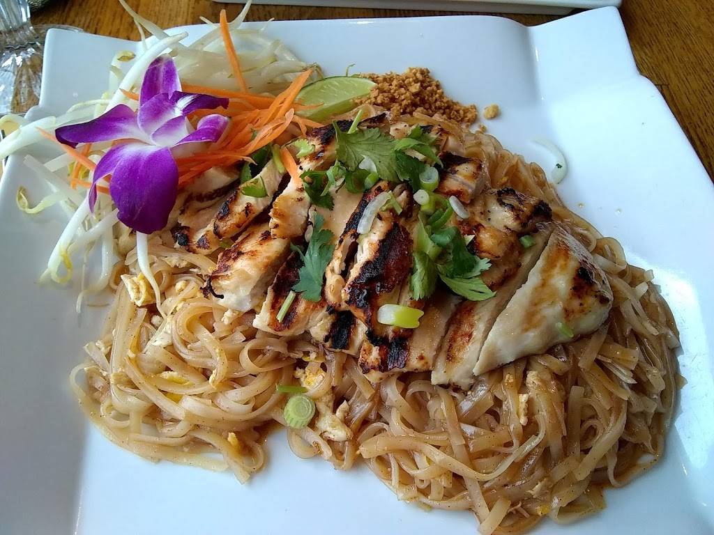 Kob Jai Pho and Thai Restaurant | restaurant | 1845 Silas Deane Hwy, Rocky Hill, CT 06067, USA | 8605131130 OR +1 860-513-1130