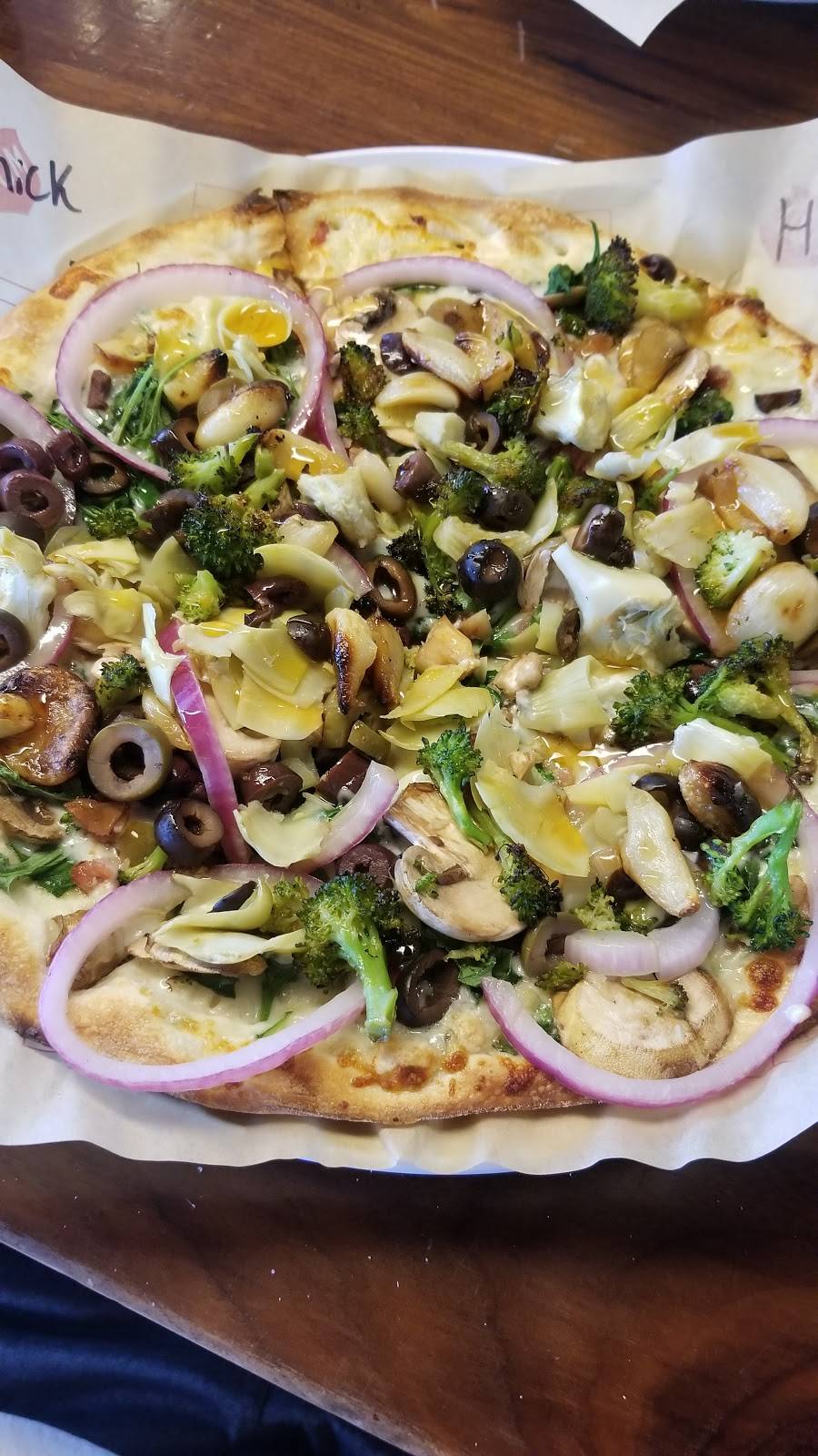 MOD Pizza | restaurant | 830 W Warner Rd, Gilbert, AZ 85233, USA | 6023135666 OR +1 602-313-5666
